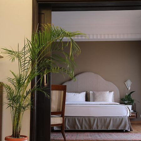 Warwick Palm Beach Hotel Beirut Esterno foto