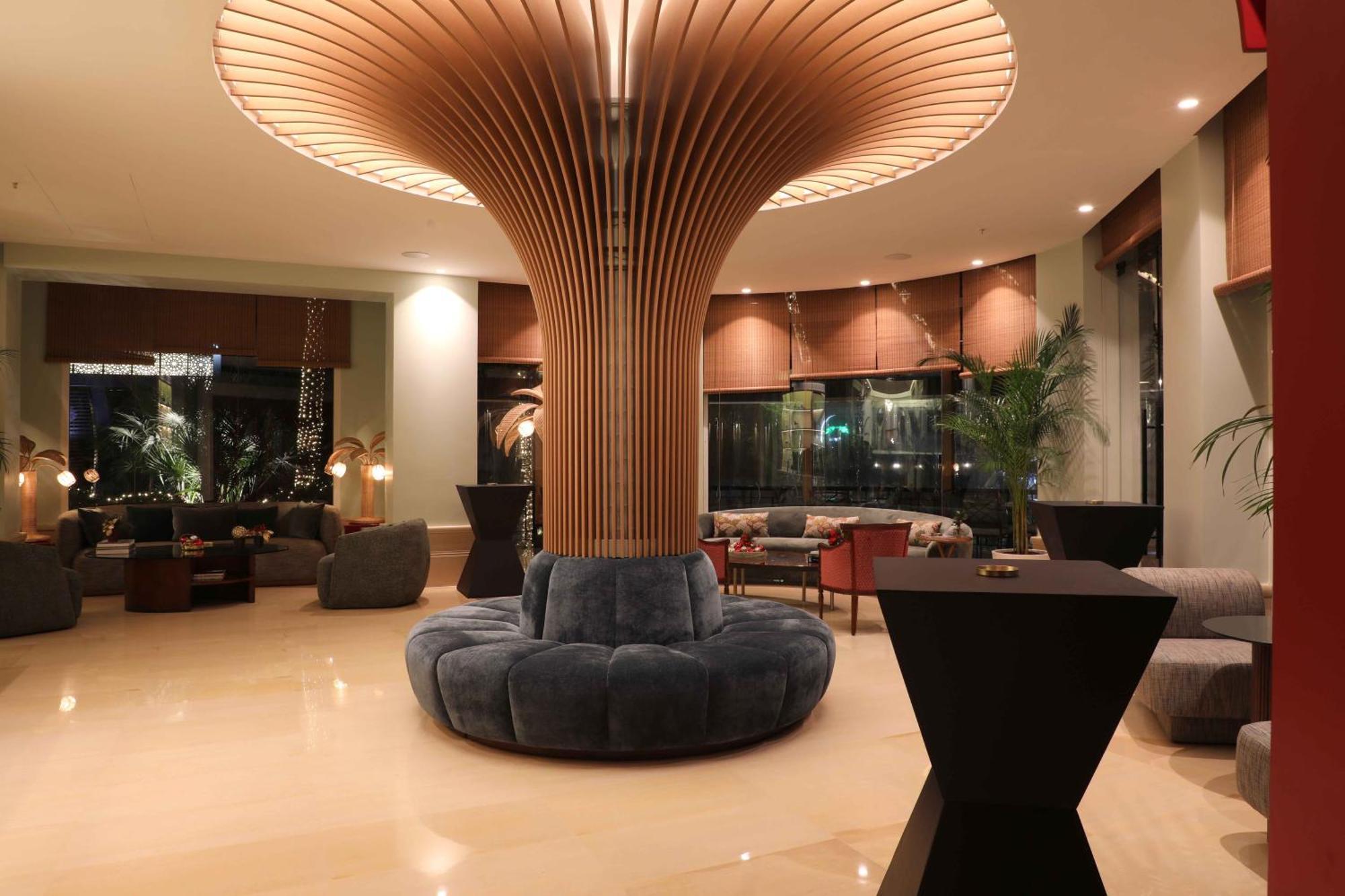 Warwick Palm Beach Hotel Beirut Esterno foto