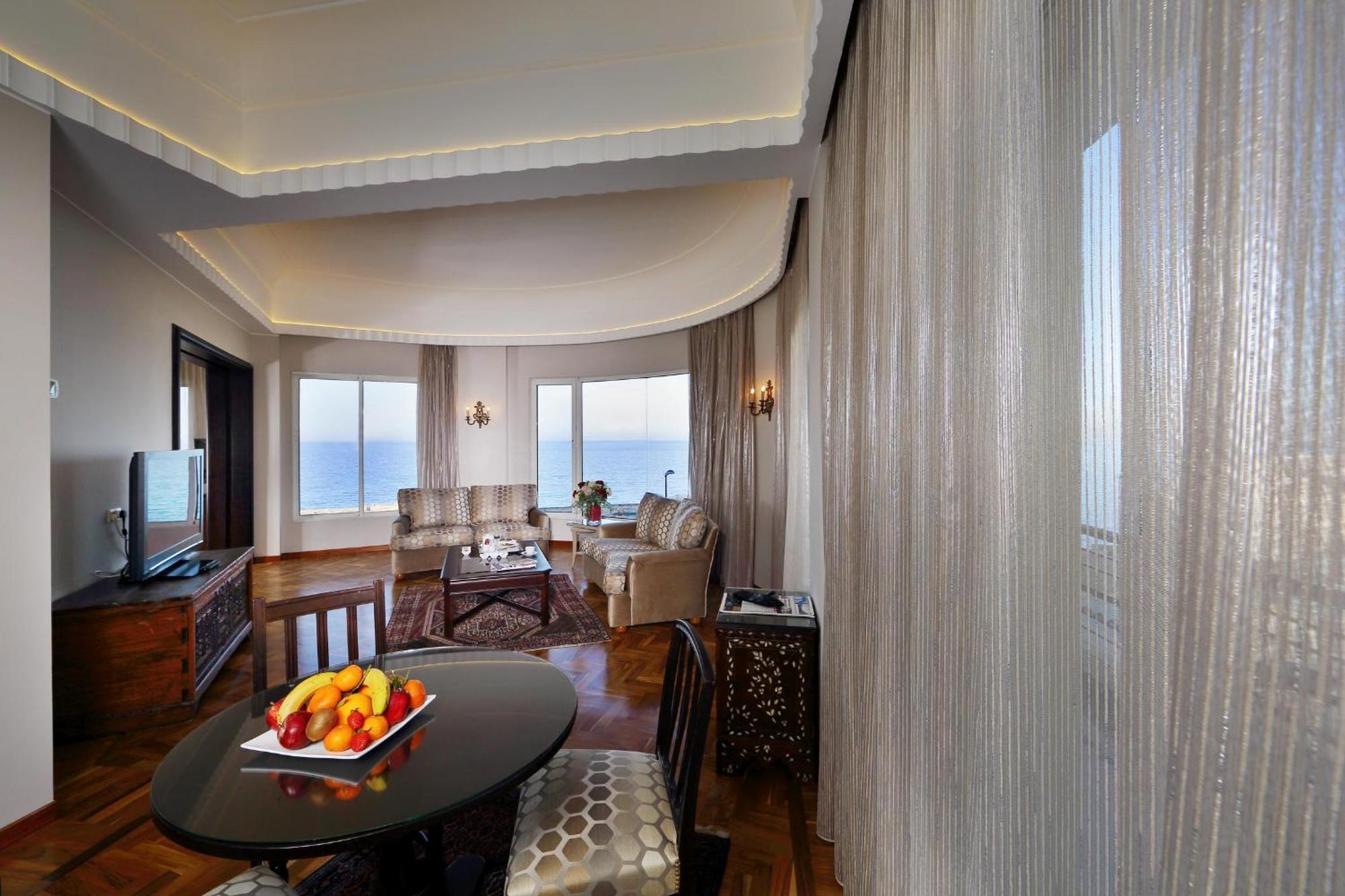 Warwick Palm Beach Hotel Beirut Camera foto